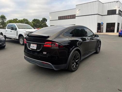 2022 Tesla Model X Plaid
