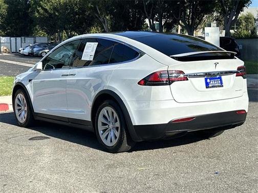 2020 Tesla Model X Long Range