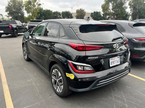 2022 Hyundai KONA EV SEL