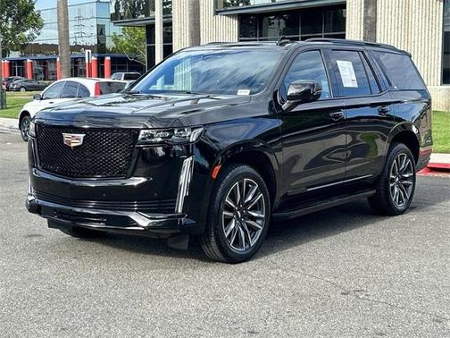 2023 Cadillac Escalade Sport