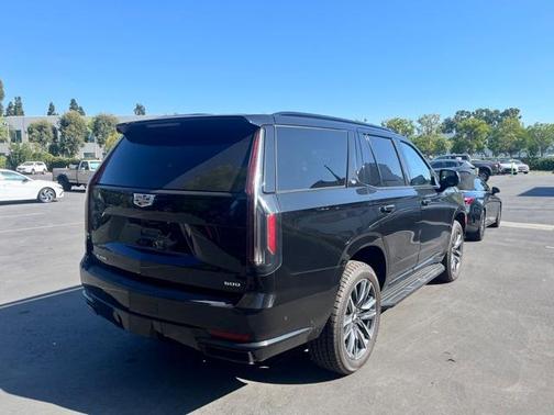 2023 Cadillac Escalade Sport
