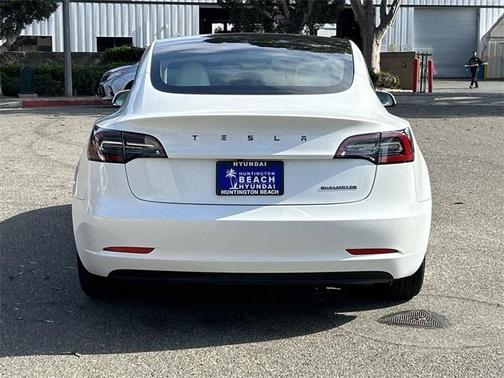 2022 Tesla Model 3 Long Range