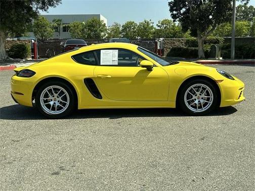 2024 Porsche 718 Cayman Base