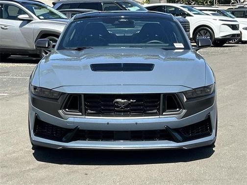2024 Ford Mustang Dark Horse