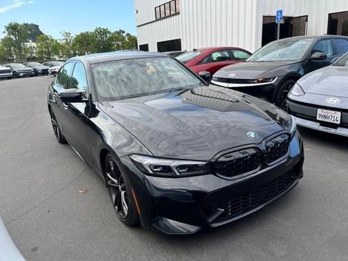 2023 BMW M340 i