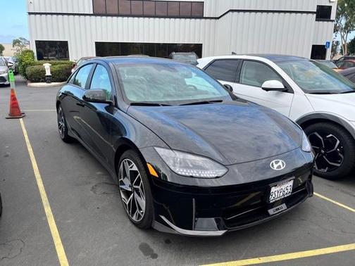 2025 Hyundai IONIQ 6 SEL