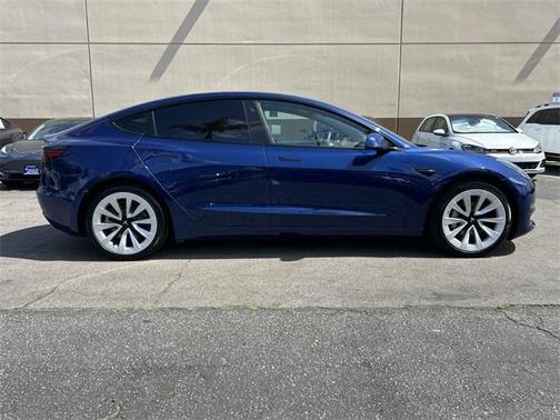 2022 Tesla Model 3 Long Range