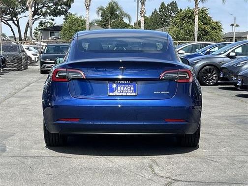2022 Tesla Model 3 Long Range