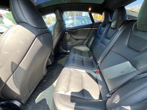 2020 Tesla Model S Long Range Plus