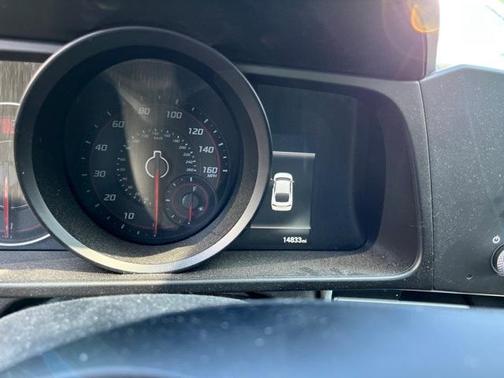 2022 Hyundai ELANTRA SE