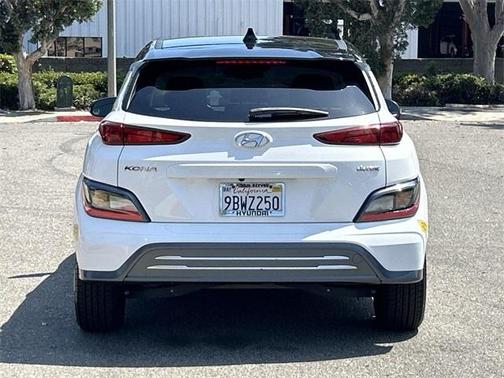 2022 Hyundai KONA EV SEL