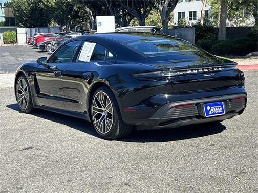 2022 Porsche Taycan Base