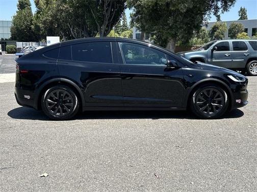 2024 Tesla Model X Base