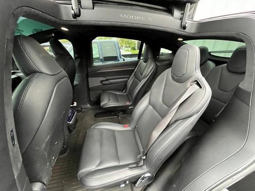 2024 Tesla Model X Base