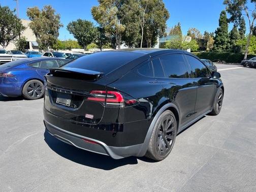 2023 Tesla Model X Plaid