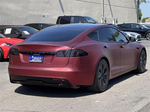 2024 Tesla Model S Base