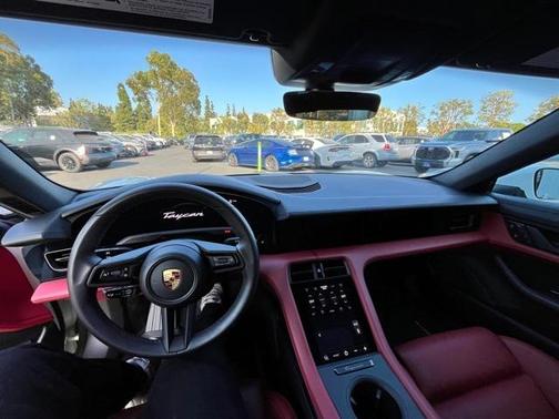 2022 Porsche Taycan Base