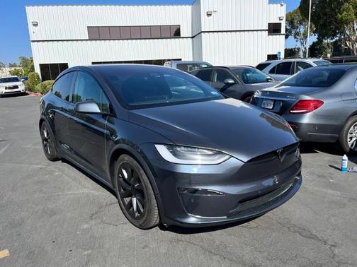 2022 Tesla Model X Base