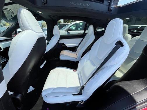 2022 Tesla Model X Plaid