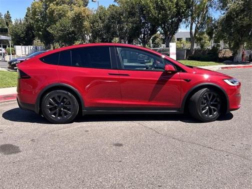 2022 Tesla Model X Plaid