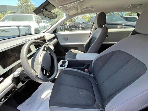 2022 Hyundai IONIQ 5 SE