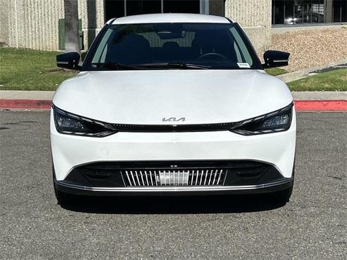 2023 Kia EV6 Light