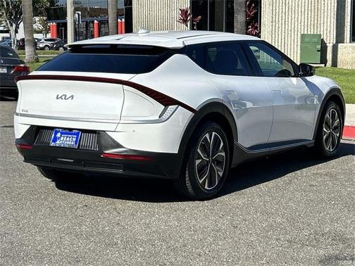 2023 Kia EV6 Light
