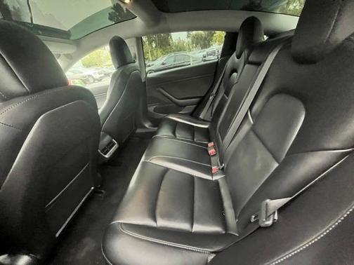 2018 Tesla Model 3 Mid Range
