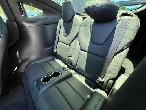 2022 Tesla Model X Plaid