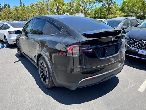 2022 Tesla Model X Plaid