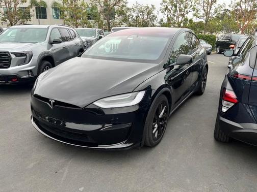 2022 Tesla Model X Base
