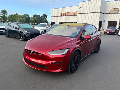 2023 Tesla Model X Plaid