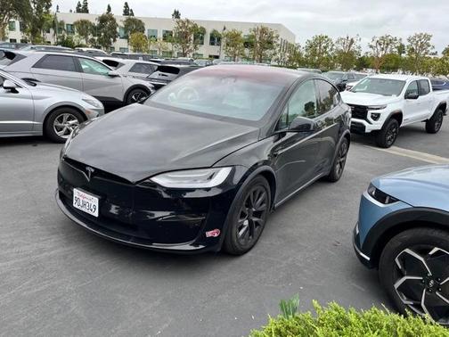 2023 Tesla Model X Standard Range
