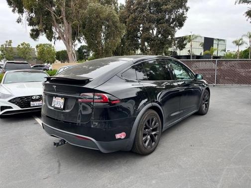 2023 Tesla Model X Standard Range