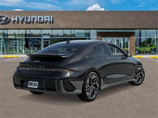 2025 Hyundai IONIQ 6 Limited