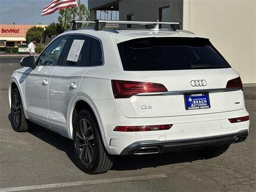 2022 Audi Q5 45 S line Premium Plus