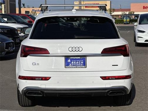 2022 Audi Q5 45 S line Premium Plus