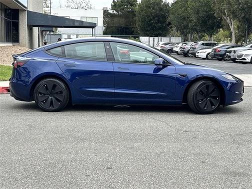 2024 Tesla Model 3 Base