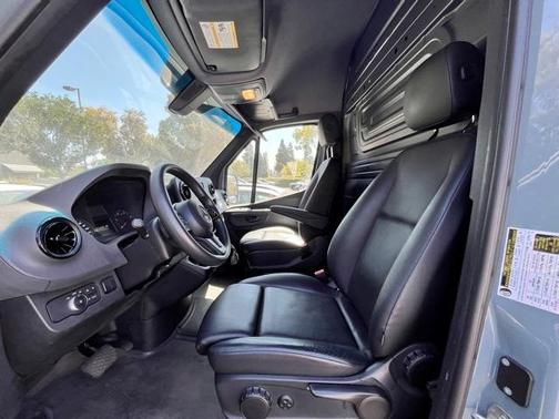 2019 Mercedes-Benz Sprinter 2500 144 WB