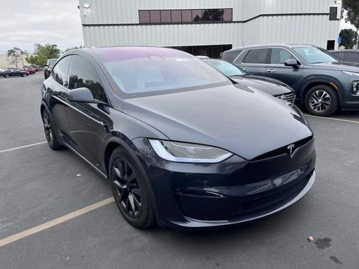 2024 Tesla Model X Base