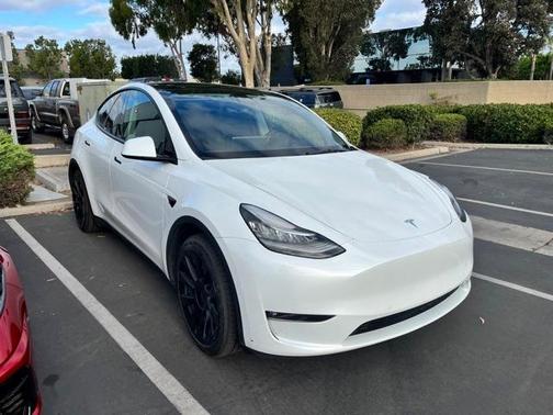 2022 Tesla Model Y Long Range