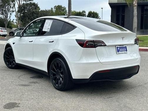 2022 Tesla Model Y Long Range
