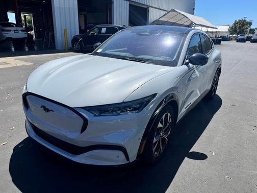 2021 Ford Mustang Mach-E Premium