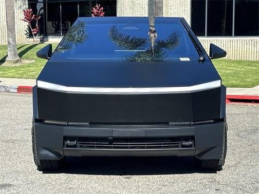 2024 Tesla Cybertruck Base