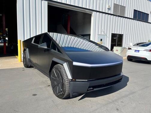 2024 Tesla Cybertruck Base