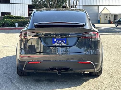 2024 Tesla Model X Base