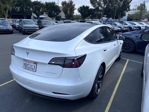 2022 Tesla Model 3 Long Range