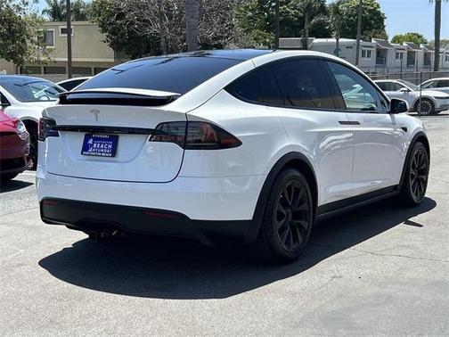 2022 Tesla Model X Base