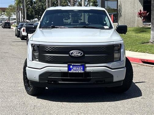 2024 Ford F-150 Lightning Flash