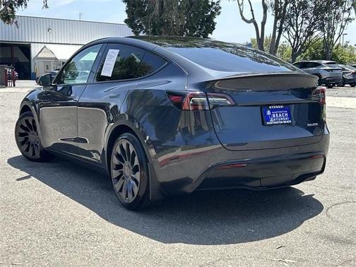 2024 Tesla Model Y Performance